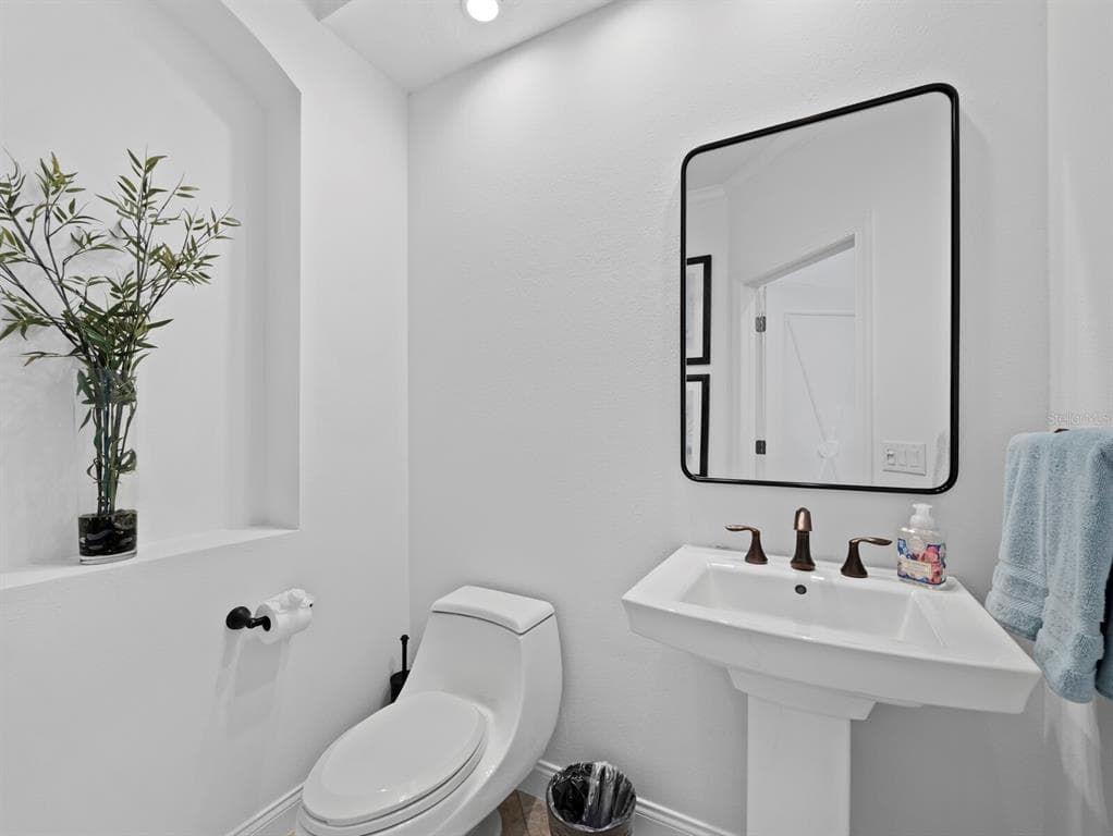 3578 FAIR OAKS WAY photo 23