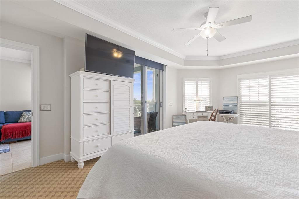 102 YACHT HARBOR DRIVE 567 photo 22