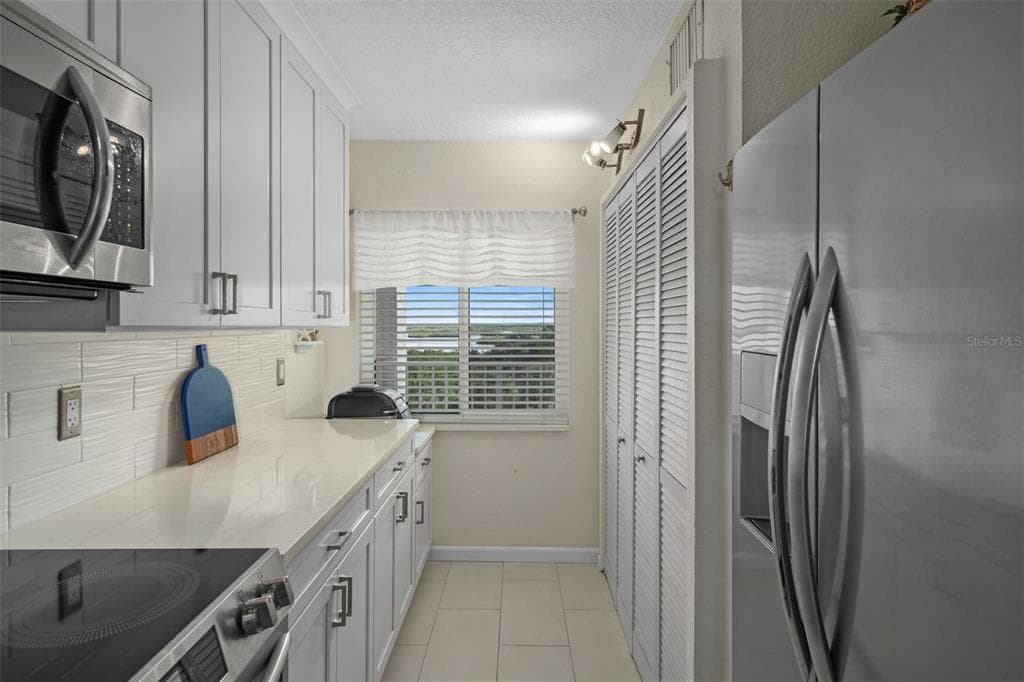 4620 BAY BOULEVARD 1142 photo 19