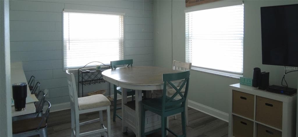 18650 GULF BOULEVARD 314 photo 3