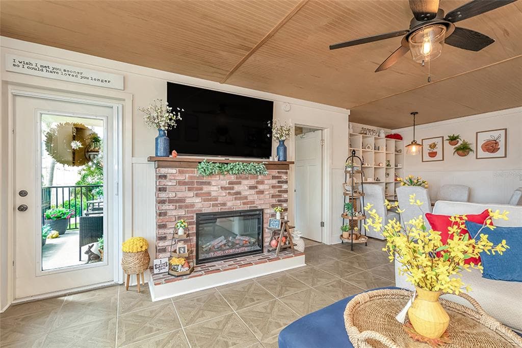 5220 BRITTANY DRIVE S 201 photo 24