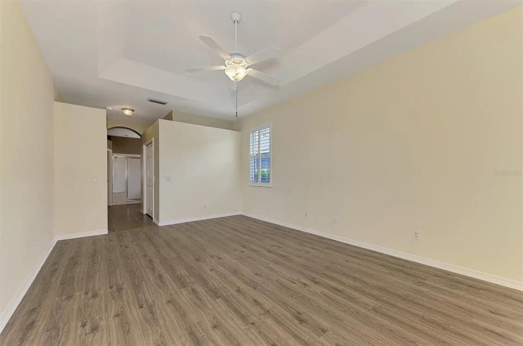 6721 CARLYLE LANE photo 24