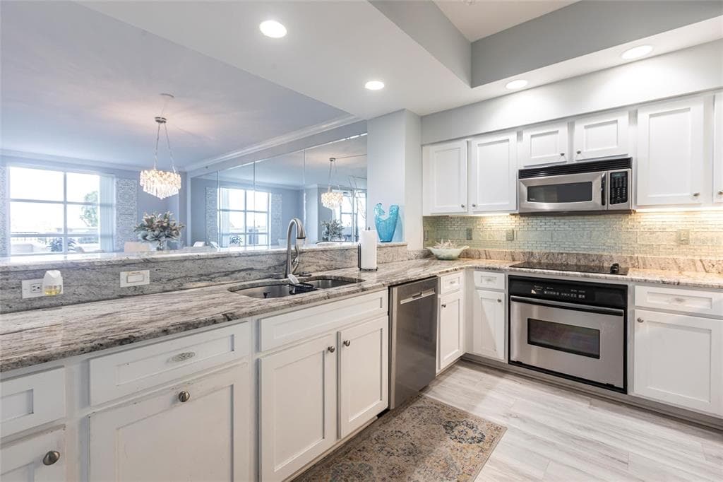 3329 SUNSET KEY CIRCLE 107 photo 13