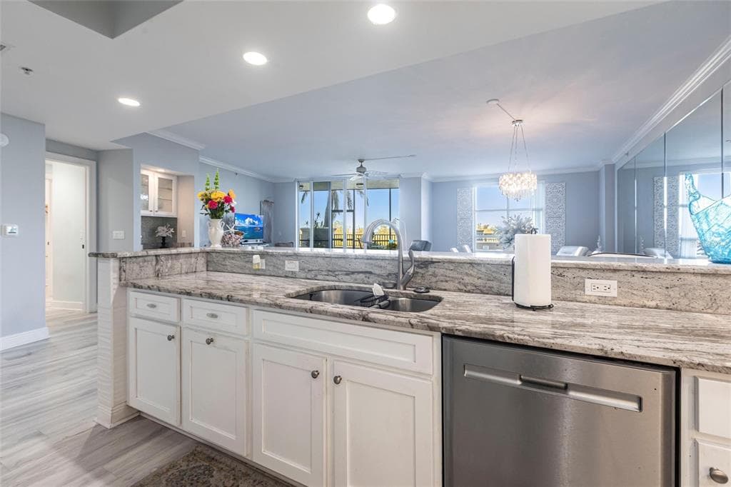 3329 SUNSET KEY CIRCLE 107 photo 14