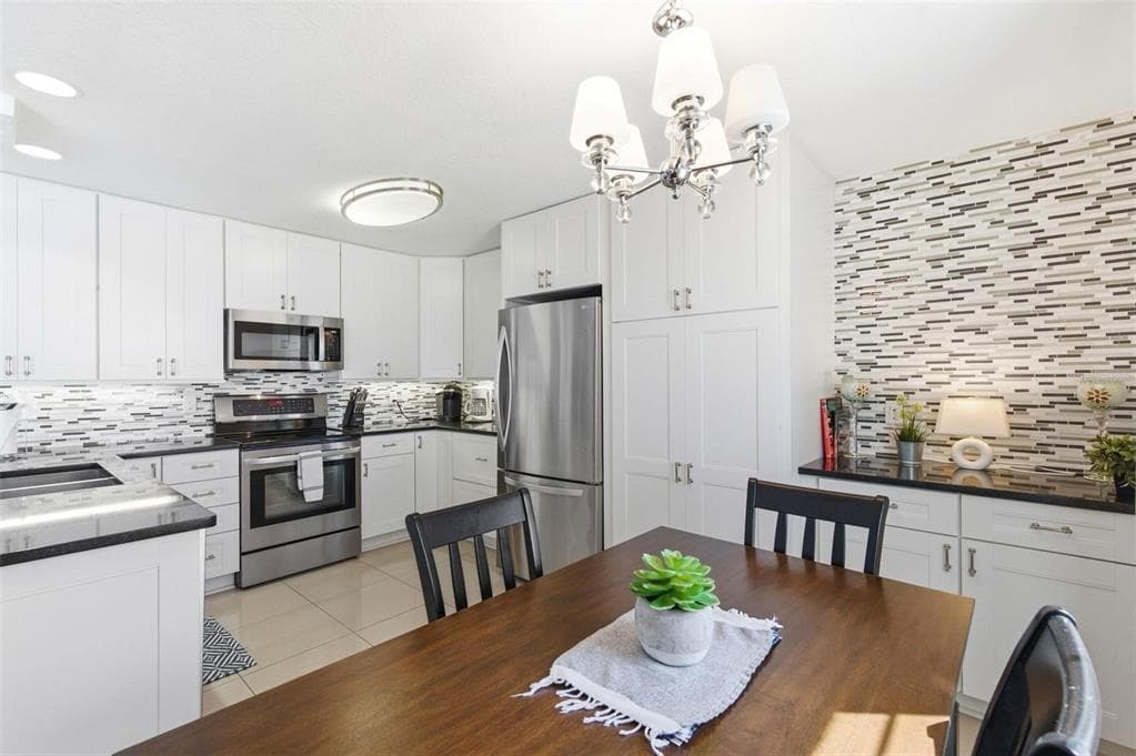 5280 COQUINA KEY DRIVE SE A photo 10