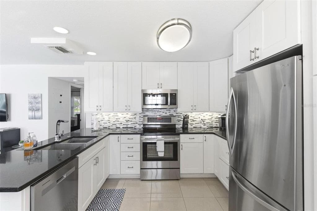 5280 COQUINA KEY DRIVE SE A photo 15