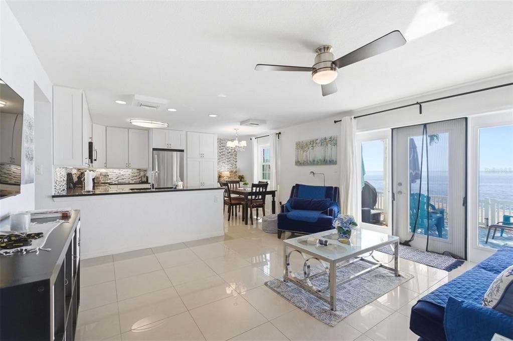 5280 COQUINA KEY DRIVE SE A photo 4