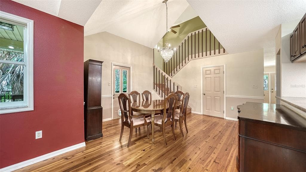 2046 CORDES STREET photo 15