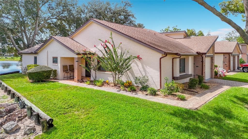 7406 HEATHER WALK DRIVE photo 2