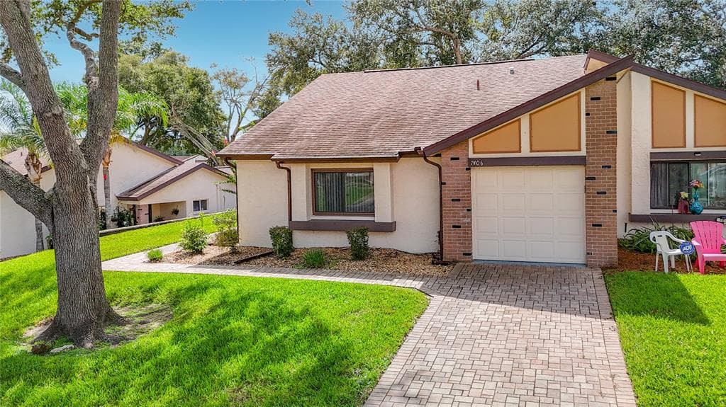 7406 HEATHER WALK DRIVE photo 4