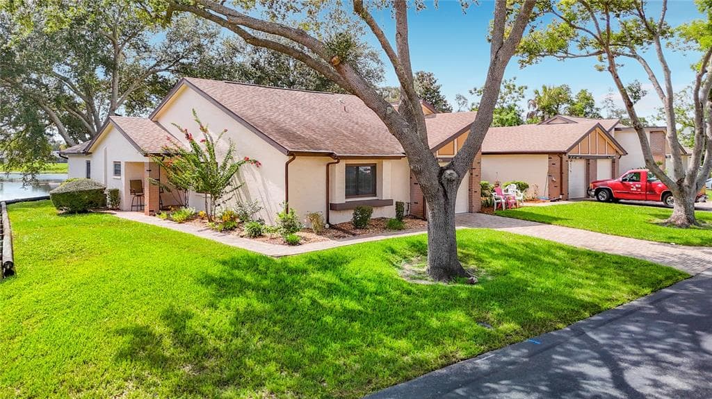 7406 HEATHER WALK DRIVE photo 25