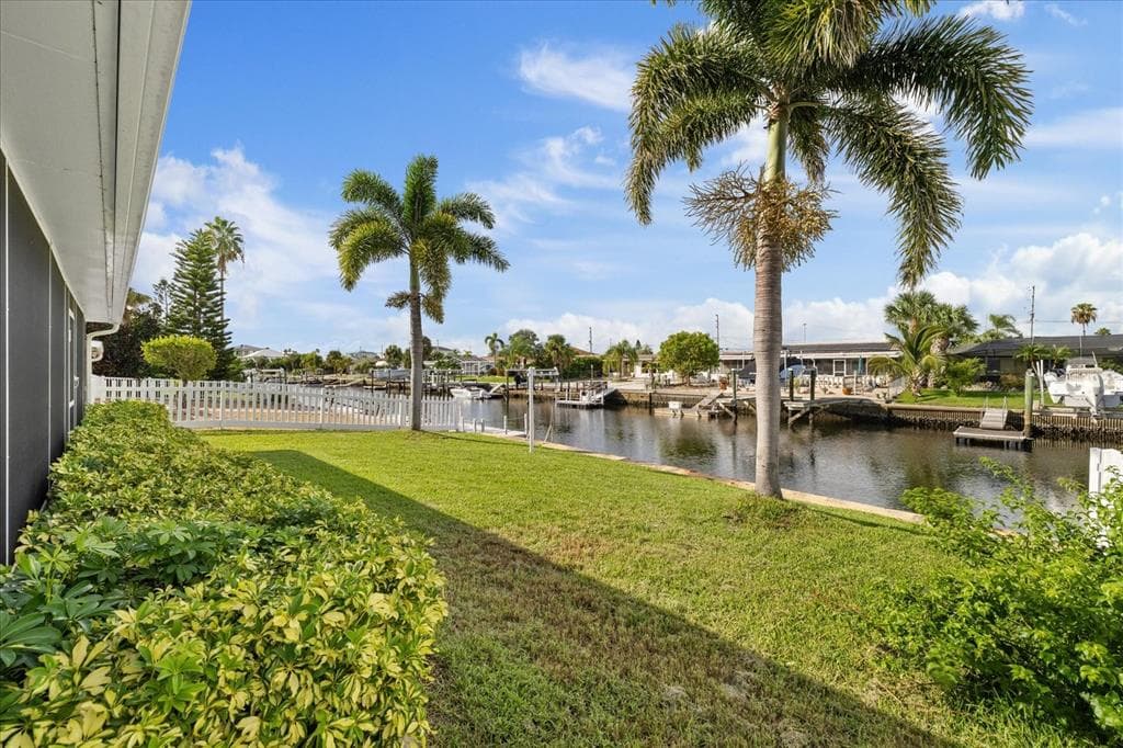 3961 HEADSAIL DRIVE photo 5