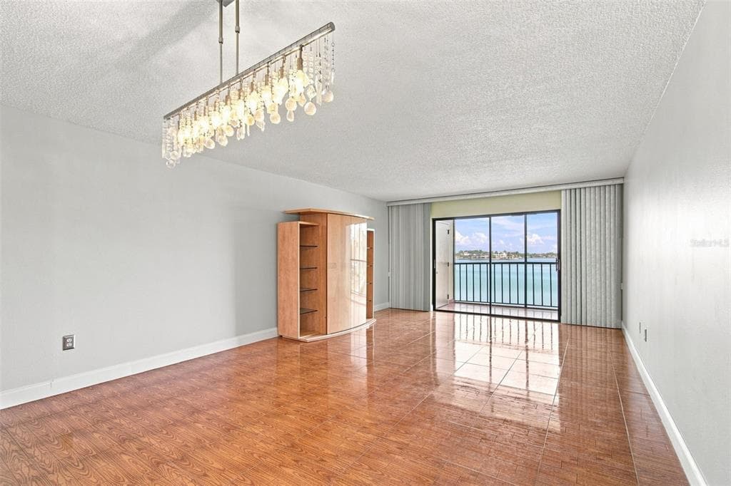 7700 SUN ISLAND DRIVE S 202 photo 16