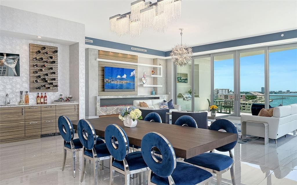 401 QUAY COMMONS 805 photo 18