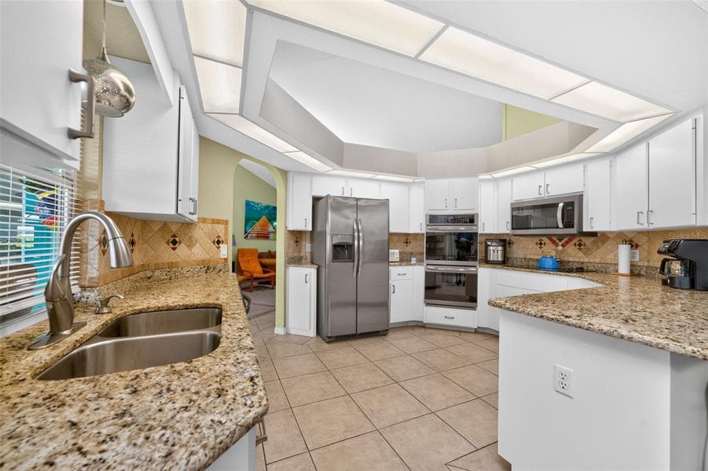 2361 RISKEN TERRACE photo 15