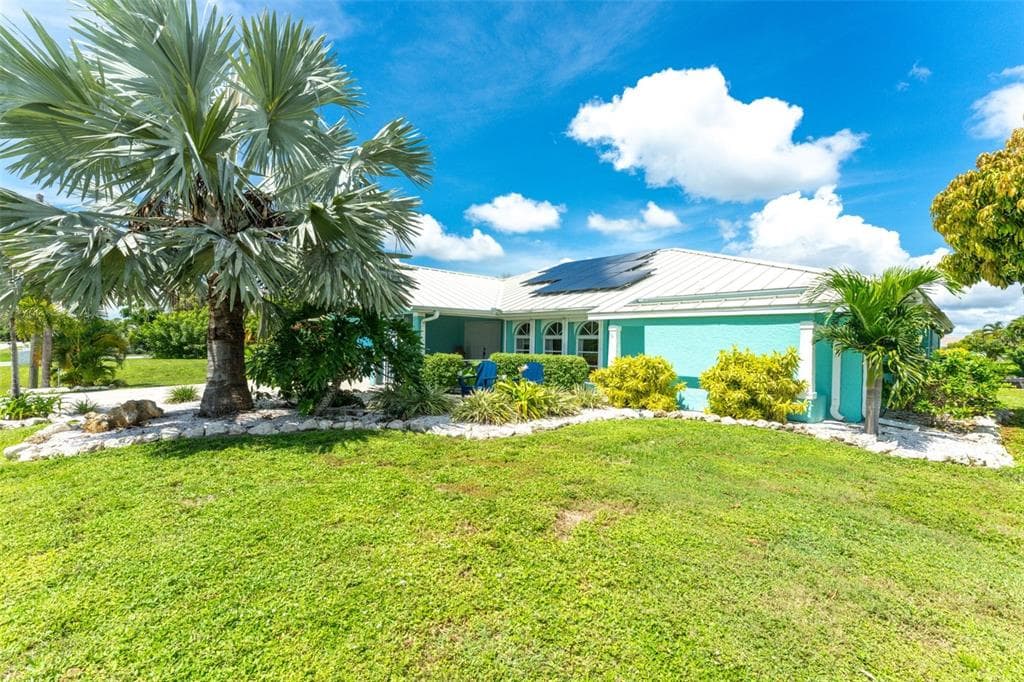 2361 RISKEN TERRACE photo 4
