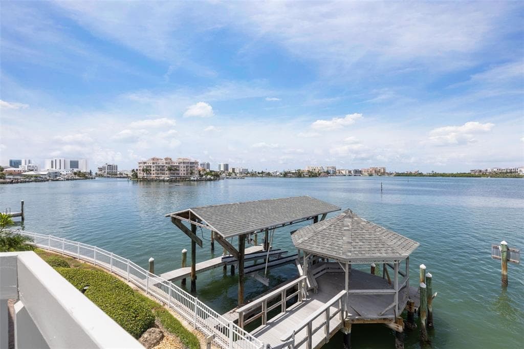 290 BAYSIDE DRIVE photo 6