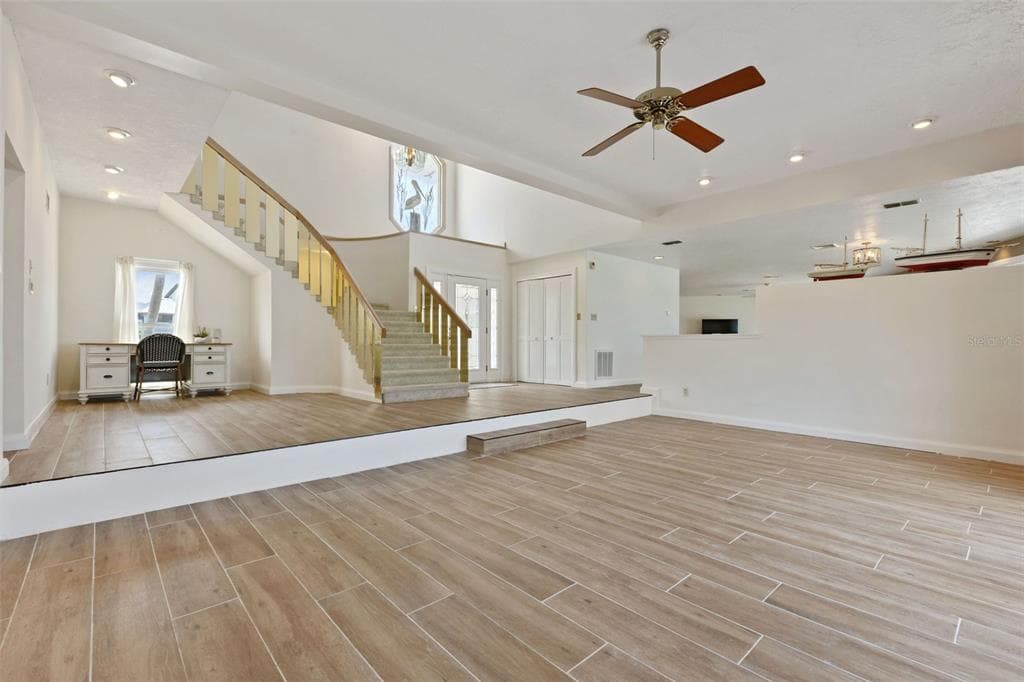 290 BAYSIDE DRIVE photo 13