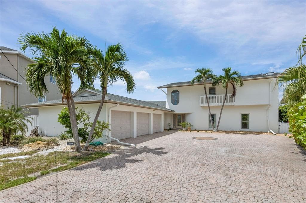 290 BAYSIDE DRIVE photo 3
