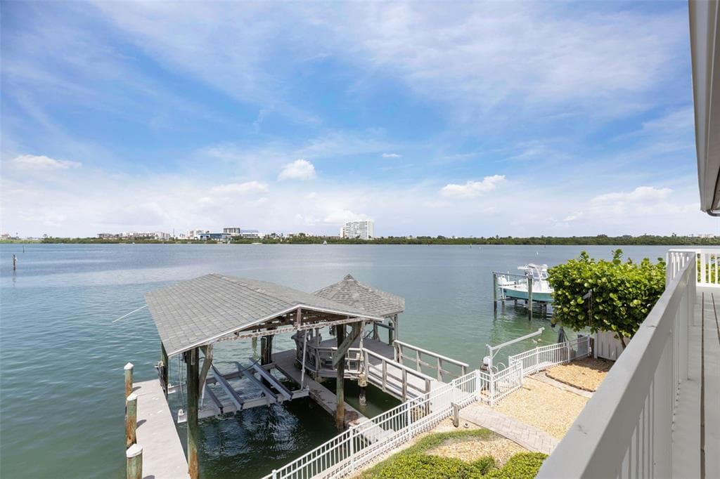 290 BAYSIDE DRIVE photo 9