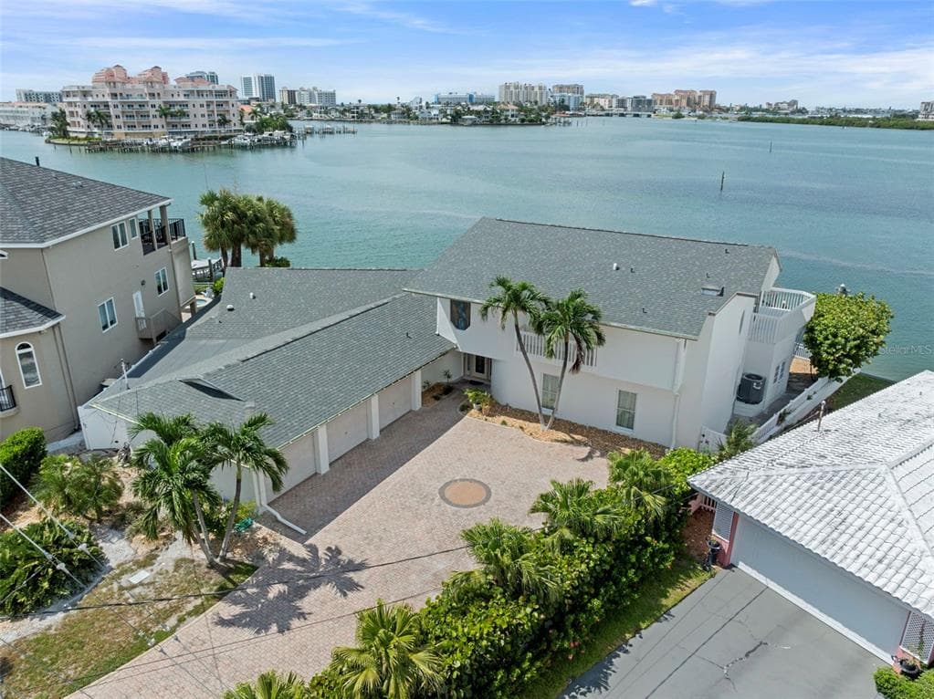 290 BAYSIDE DRIVE photo 4