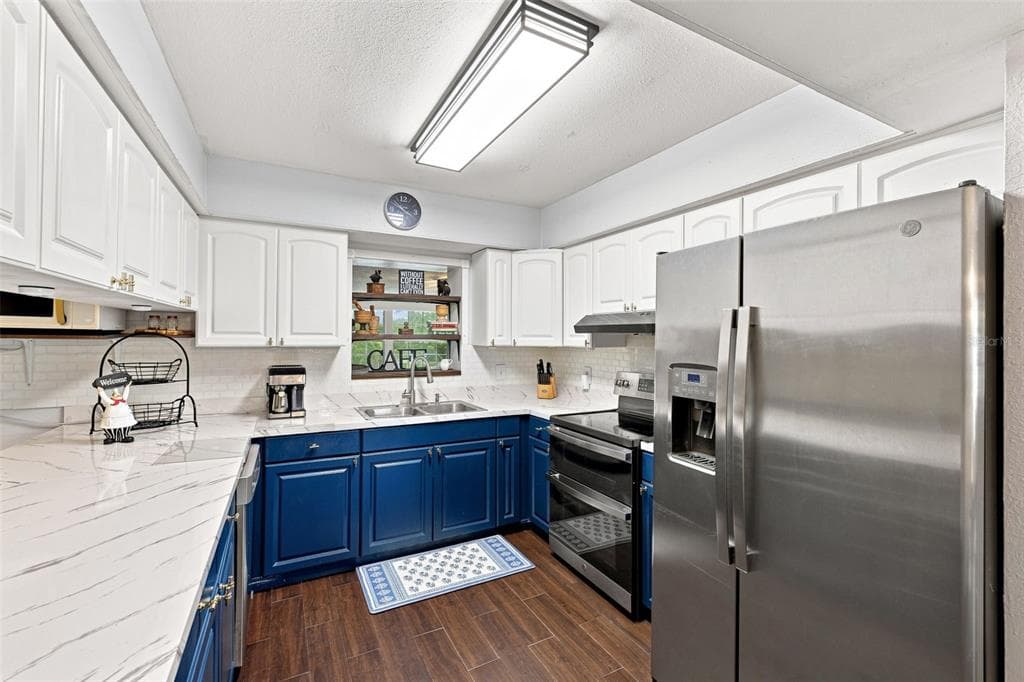3104 W OSBORNE AVENUE photo 12