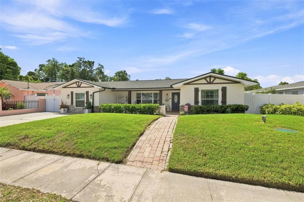 3104 W OSBORNE AVENUE photo 4