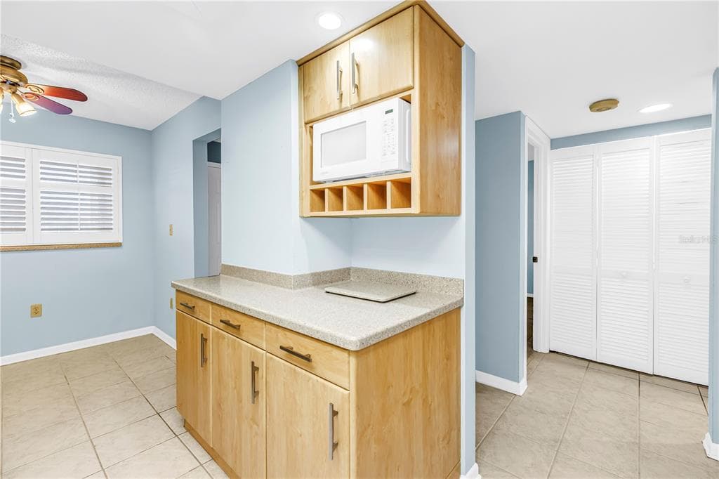 103 1ST STREET E 306 photo 13