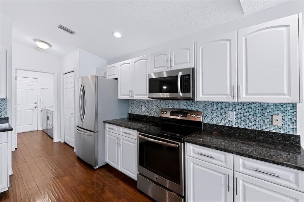 534 CANAL WAY photo 24