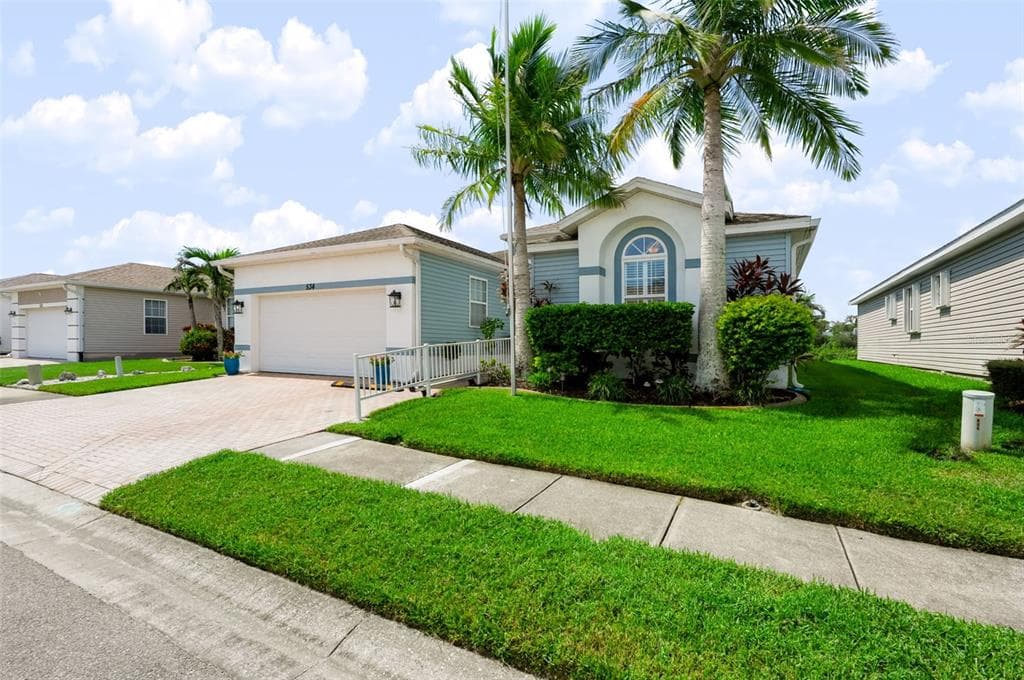 534 CANAL WAY photo 4