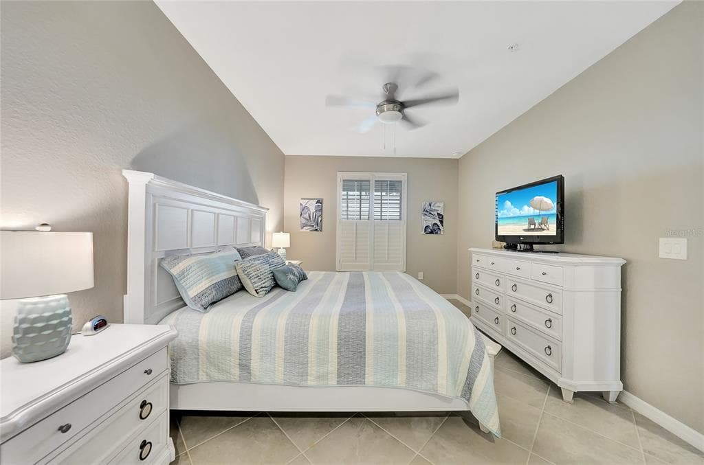 14271 HERITAGE LANDING BOULEVARD 1516 photo 16