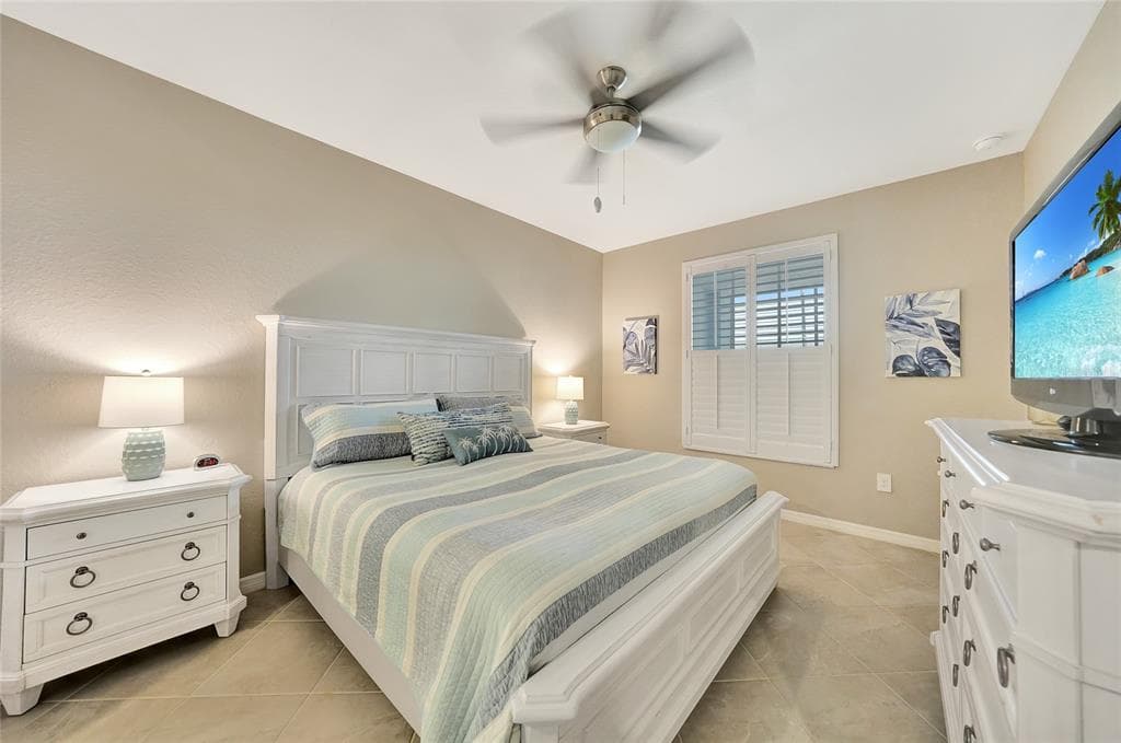 14271 HERITAGE LANDING BOULEVARD 1516 photo 15