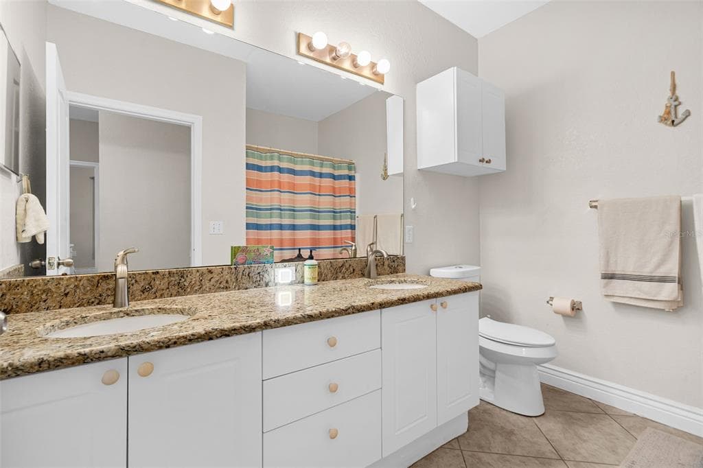 2724 VIA MURANO 615 photo 20
