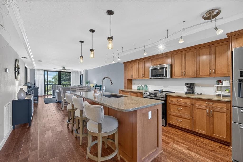 1805 MARINER DRIVE 51 photo 11