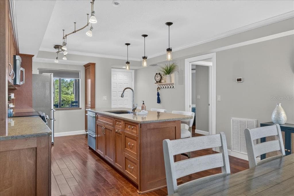 1805 MARINER DRIVE 51 photo 8