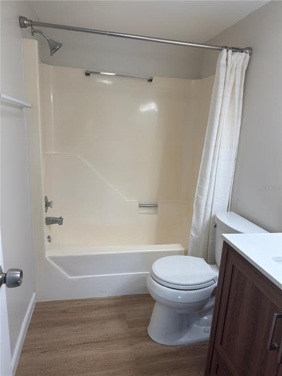 107 LAKE EVELYN DRIVE 107 photo 16
