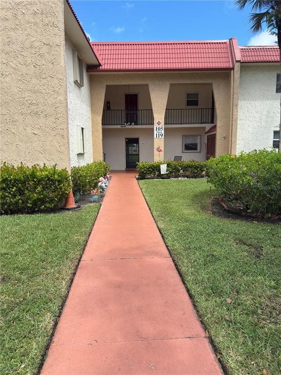 107 LAKE EVELYN DRIVE 107 photo 1