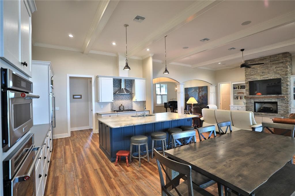 11811 SE SUNSET HARBOR ROAD 3