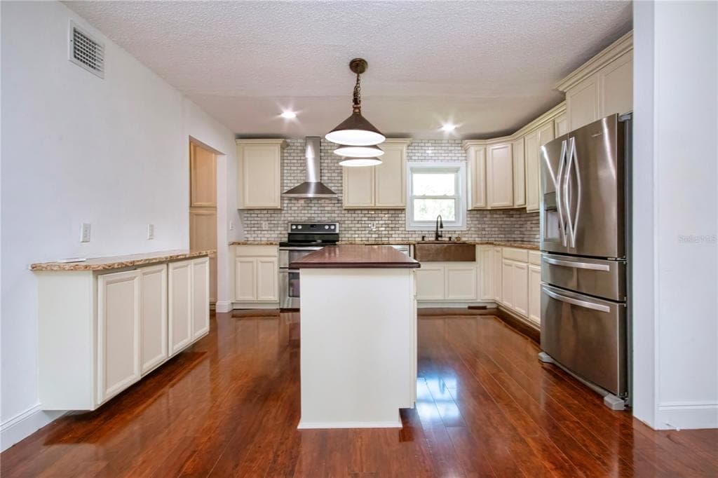 2501 LIGHTFOOT ROAD photo 23