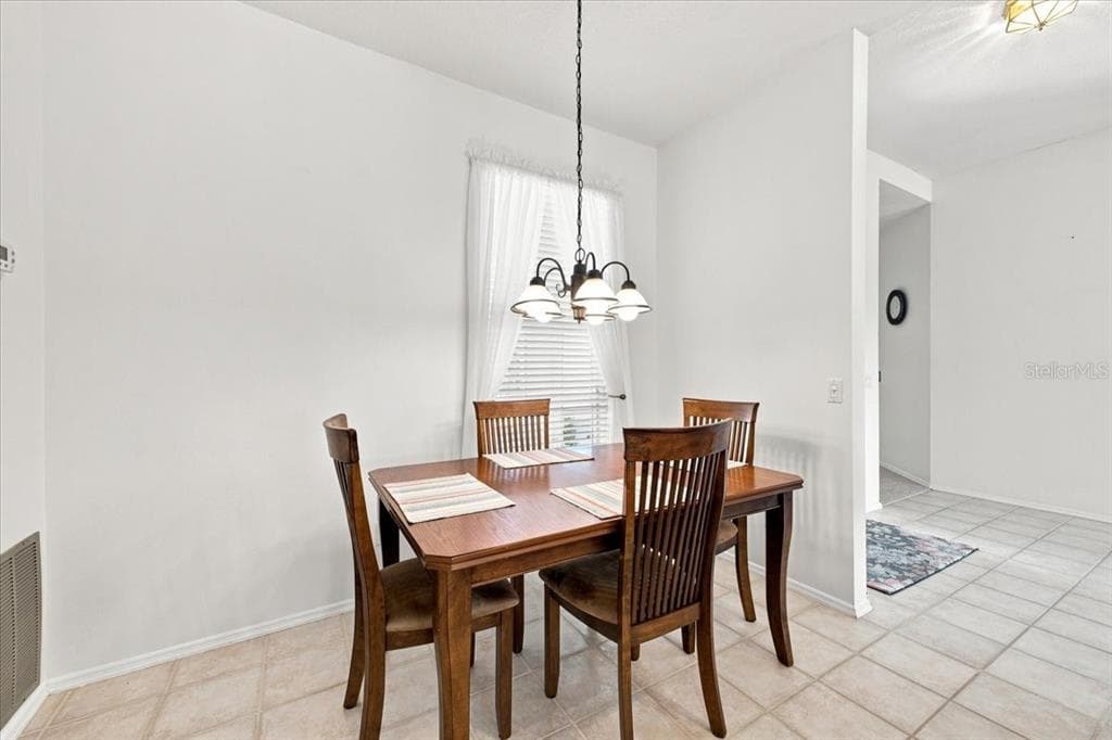 4002 2ND DR NE photo 14