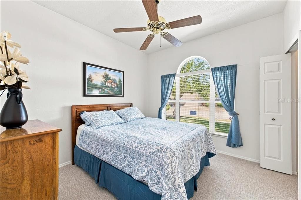 4002 2ND DR NE photo 19