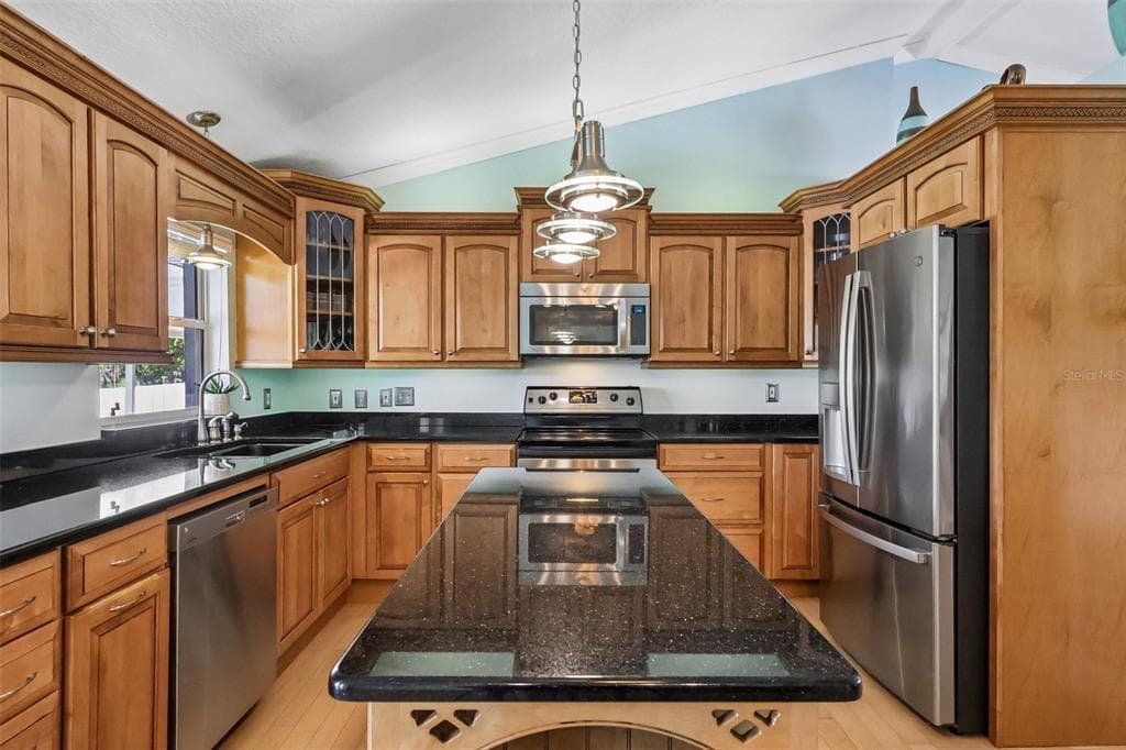 28116 LOIS DRIVE photo 16
