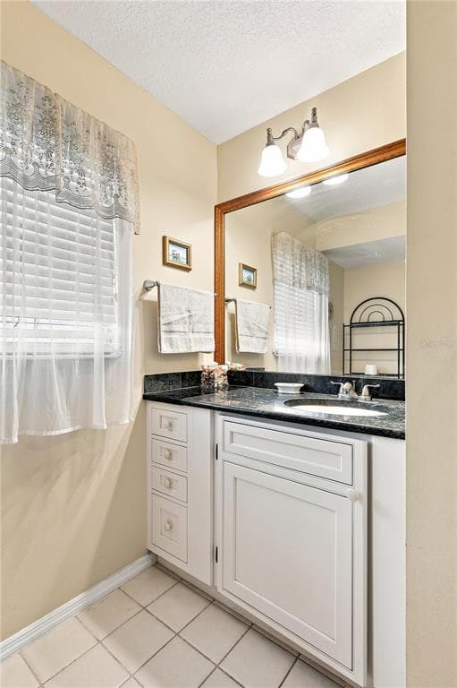 468 HARLAND STREET photo 12