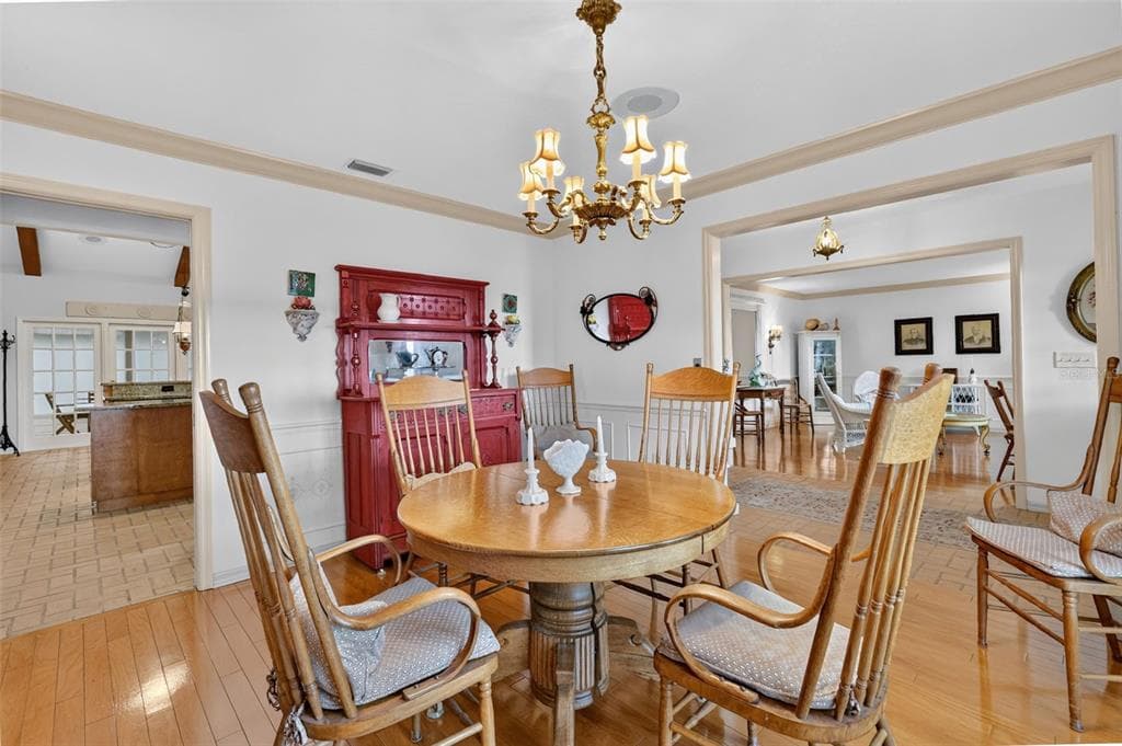 3081 LAKESHORE DRIVE photo 13