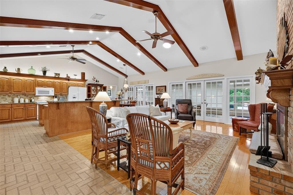 3081 LAKESHORE DRIVE photo 16