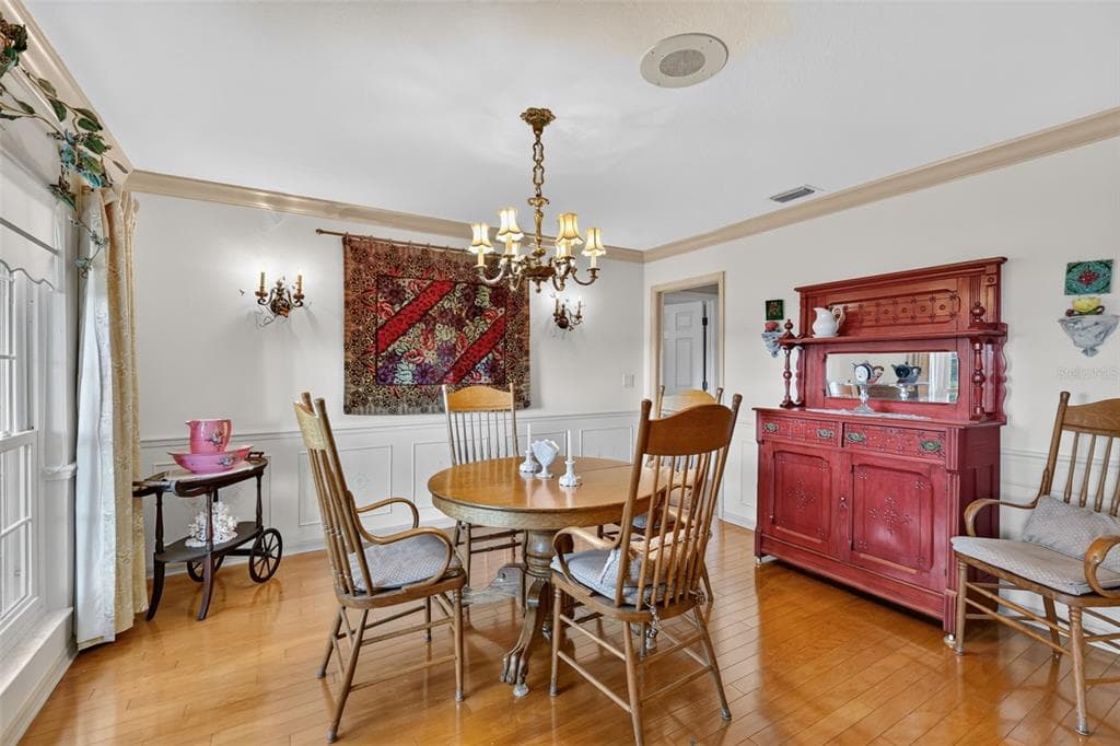3081 LAKESHORE DRIVE photo 12