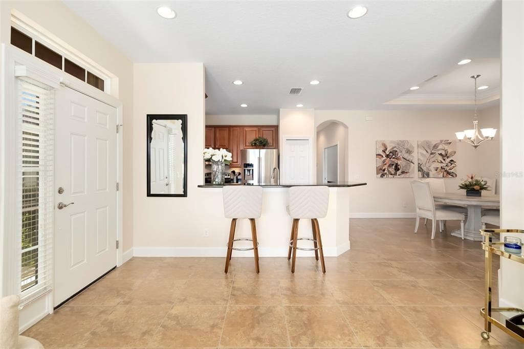 292 CAPULET DRIVE photo 21
