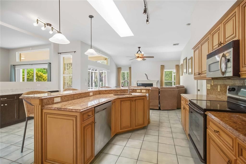 5631 BENT OAK DRIVE photo 22