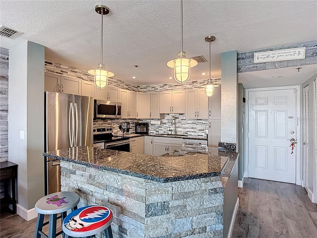 5722 BISCAYNE COURT 304 photo 24