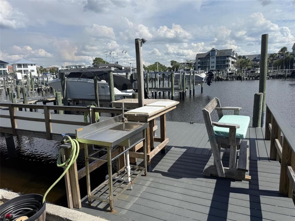 5722 BISCAYNE COURT 304 photo 11